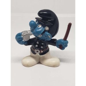 Vintage Smurf Policeman 1981